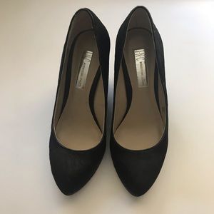 BLACK CALF SKIN WEDGE HEELS